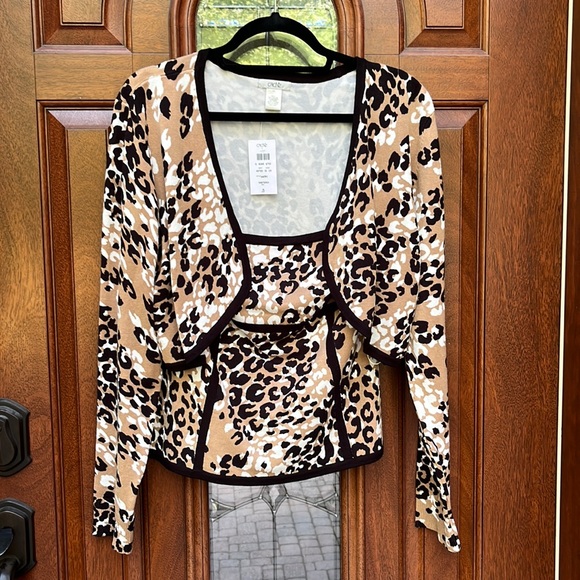 Cache 2-Pc Sweater Set - Tube Top Sz L & Shrug Sz XL - Picture 3 of 15